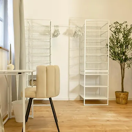 Auszeit Am Marktplatz - Design Mit Wohlfuehlfaktor Daire Kurnbach